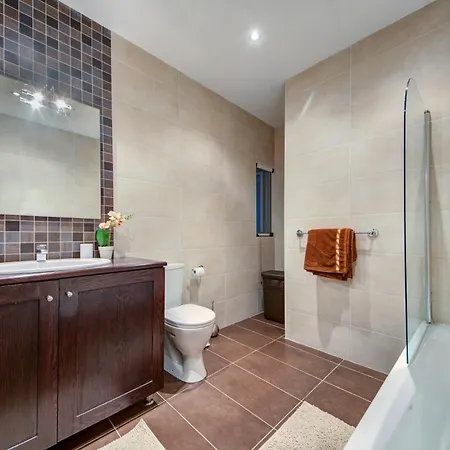 Modern 2br With Balcony & Wifi In St Julians By 360 Estates Lejlighed *